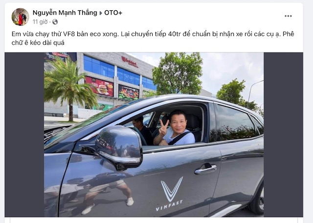 Hàng nghìn khách xếp hàng để lái thử VF 8, nhiều người tranh thủ chốt cọc sớm