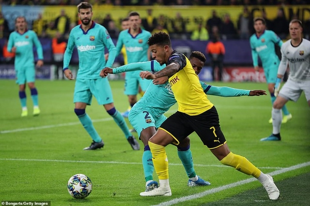 reus da hong phat den barcelona may man cam hoa dortmund