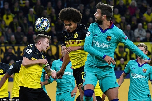 reus da hong phat den barcelona may man cam hoa dortmund