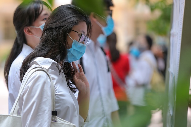 Xét tuyển đại học năm 2020: May mắn và rủi ro sẽ rơi vào từng thí sinh - 1