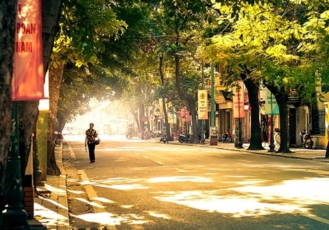Bắc Bộ ngày nắng, Trung Bộ, Tây Nguyên và Nam Bộ mưa to cục bộ