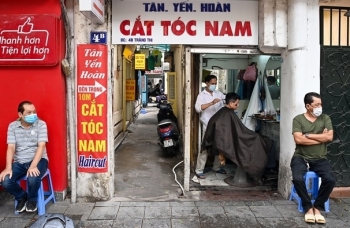 Hà Nội: Giãn cách theo Chỉ thị 15, mở lại nhiều dịch vụ