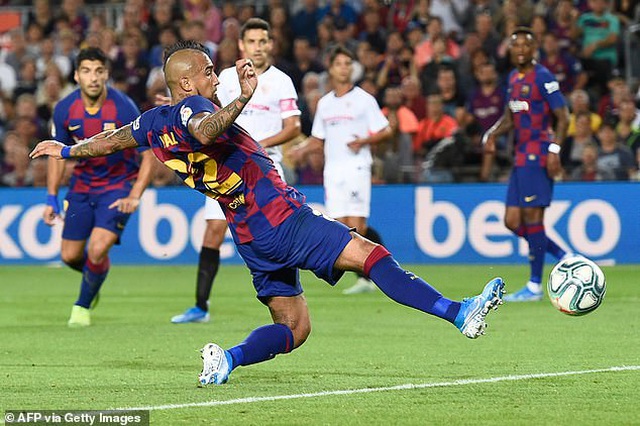 messi va luis suarez ruc sang barcelona thang dam sevilla