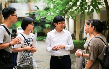 Điểm xét tuyển đại học cao: Mong manh cơ hội nguyện vọng 2