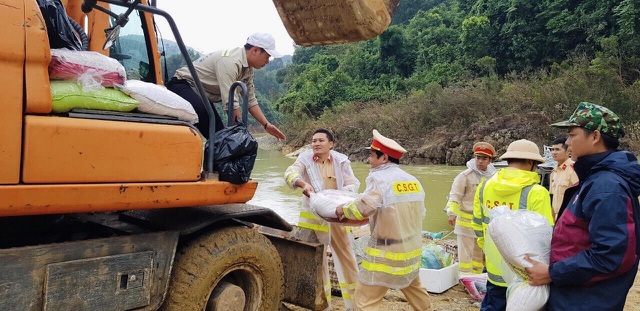 Những chiến sĩ thầm lặng cứu nạn Rào Trăng 3 và tâm lũ miền Trung - 5