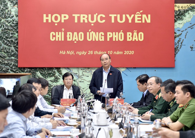 Thủ tướng: Bão số 9 rất mạnh, cần sẵn sàng cả xe tăng, trực thăng giúp dân - 3