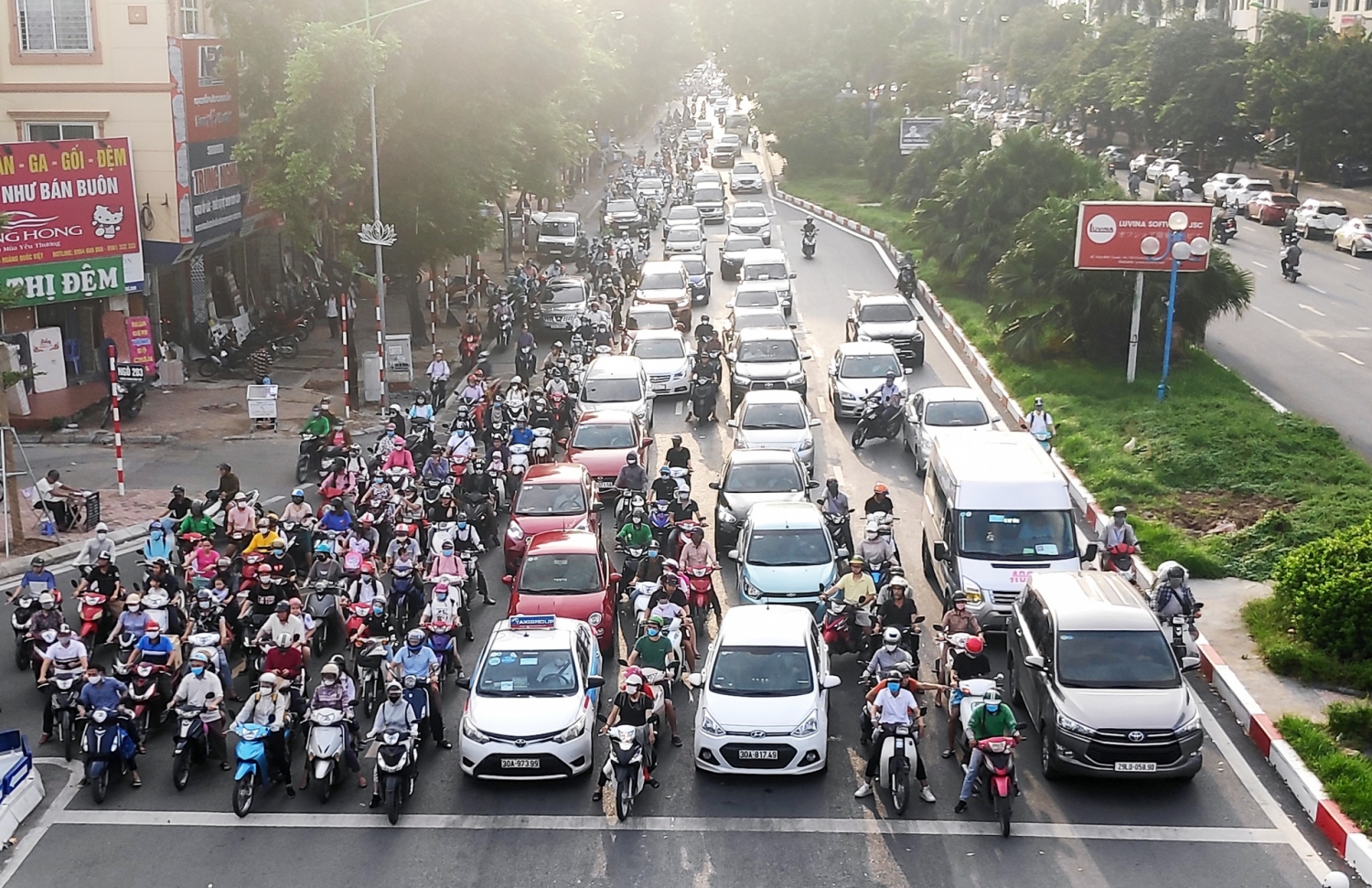 Những hoạt động nào được mở lại khi thực hiện thích ứng an toàn mới?