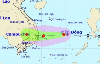 Cơn bão số 12 giật cấp 10, di chuyển nhanh và mạnh thêm trước khi đổ bộ Phú Yên - Ninh Thuận
