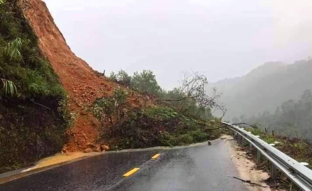 Xác minh thông tin một số người mất tích sau vụ lở núi - 5