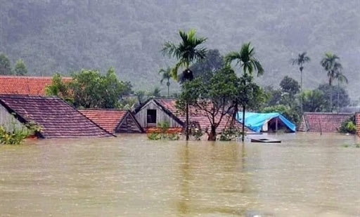 Từ nay đến cuối năm Biển Đông còn bão, miền Trung đề phòng mưa lớn