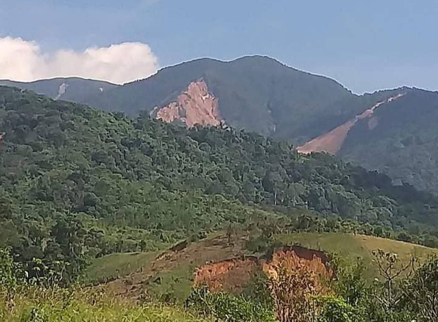 Quảng Trị: Người dân vùng sạt lở đất sống trong thấp thỏm - 4