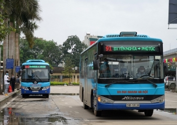 Cần xây dựng làn đường riêng dành cho xe buýt