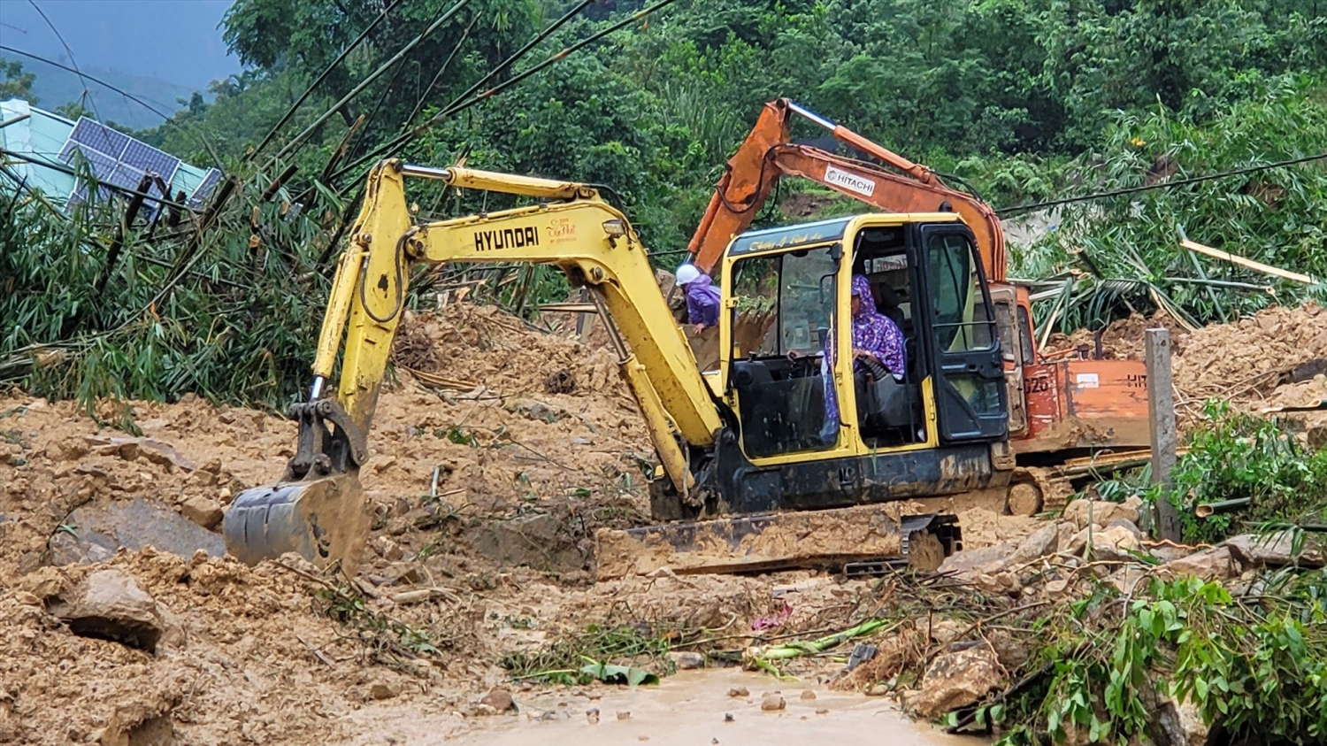 Quảng Ngãi: Hiện trường sau vụ sạt lở tại thủy điện Kà Tinh