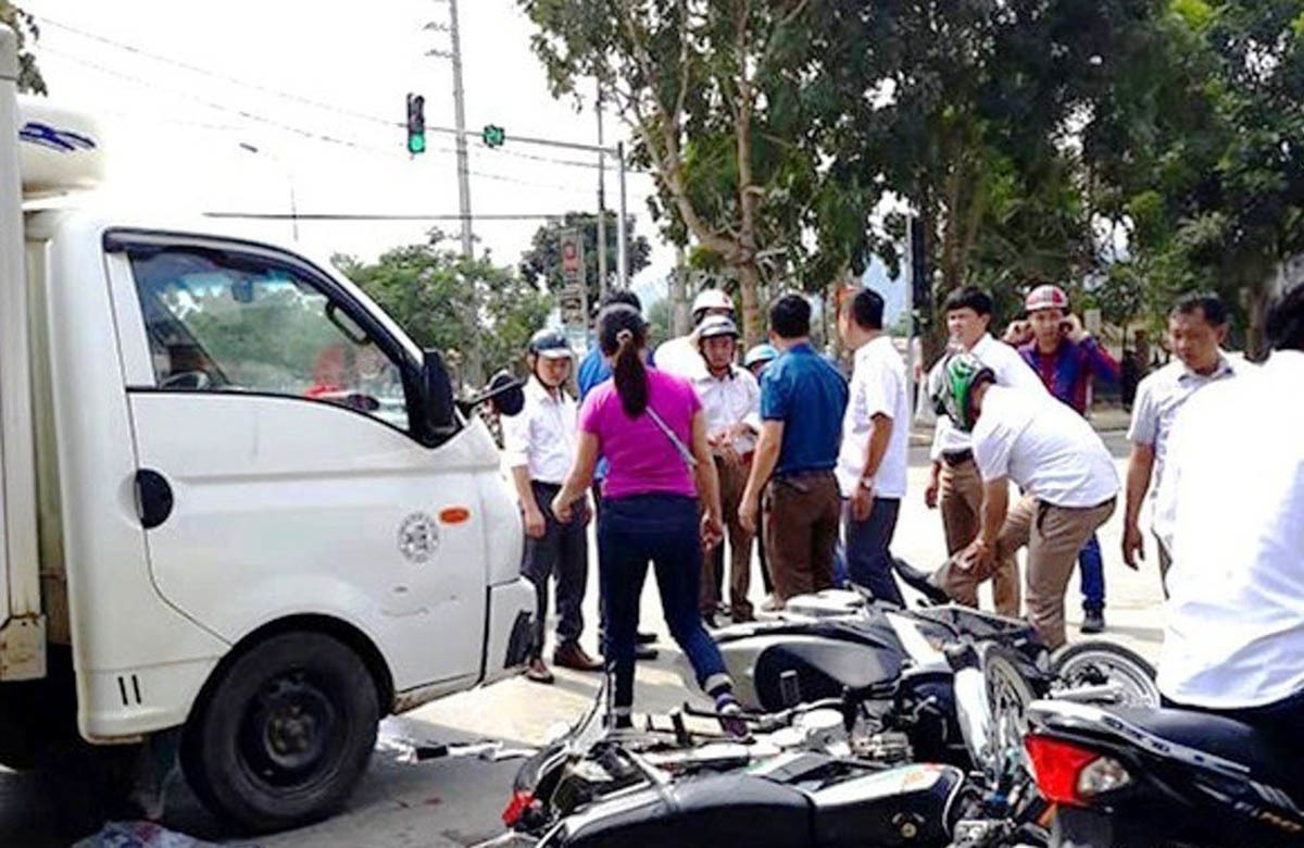 tin tuc 72 kinh hoang be gai bi ban chet ngay mung 2 tet