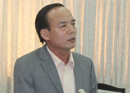 Phóng viên bị mắng là “thiểu năng gì đó”?!