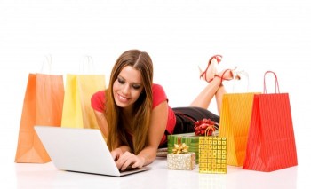 Cập nhật những phong cách thời trang mới nhất khi mua sắm online