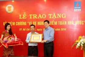 Tổng giám đốc PV GAS nhận Kỷ niệm chương "Vì sự nghiệp Kiểm toán Nhà nước"