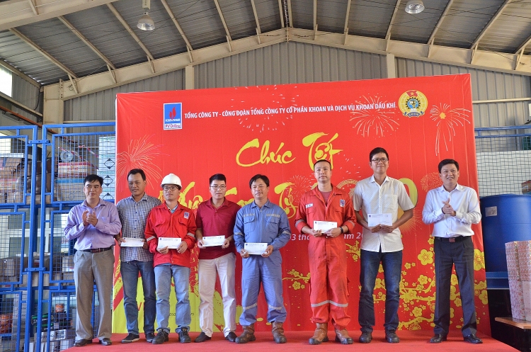 pv drilling to chuc chuc tet nguoi lao dong xuan canh ty 2020