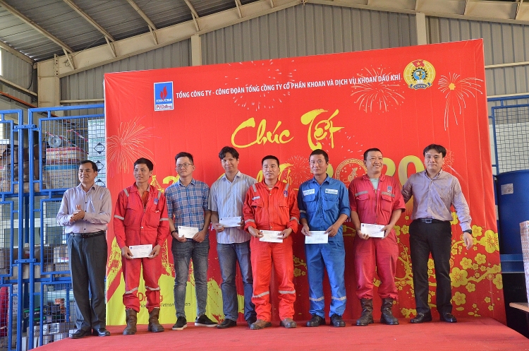 pv drilling to chuc chuc tet nguoi lao dong xuan canh ty 2020