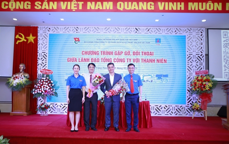 tuoi tre ptsc the hien ban linh xung kich nang dong sang tao