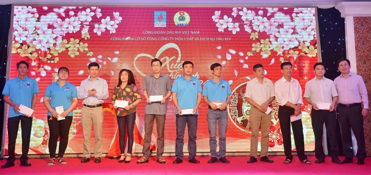 Công đoàn PVChem tổ chức thành công “Xuân nghĩa tình Dầu khí – Kết nối yêu thương 2021” khu vực phía Nam Công đoàn PVChem tổ chức thành công “Xuân nghĩa tình Dầu khí – Kết nối yêu thương 2021” khu vực phía Nam