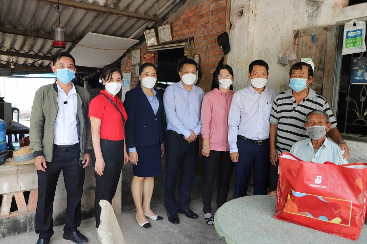 PVU thực hiện công tác An sinh xã hội  “Xuân Nghĩa tình - Tết An vui”
