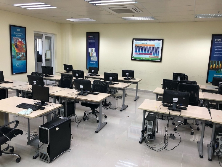 PVU hợp tác với Schlumberger trong công tác đào tạo, tư vấn và dịch vụ khoa học kỹ thuật