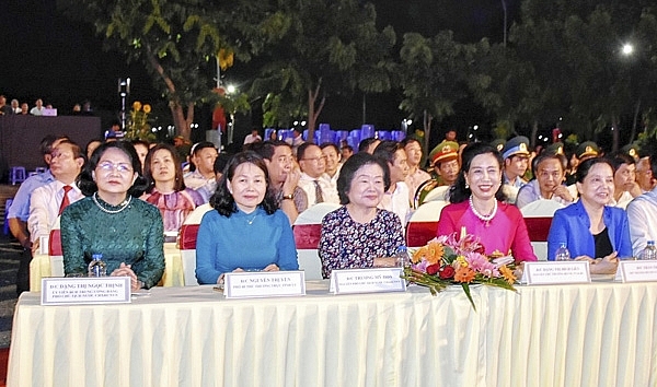 ky niem 40 nam thanh lap khu di tich quoc gia dac biet con dao