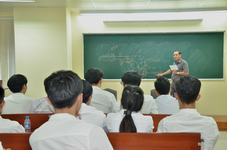 Ngày hội Company Day PVU 2021 – Cầu nối gắn kết mối quan hệ hữu cơ giữa doanh nghiệp, nhà trường và sinh viên