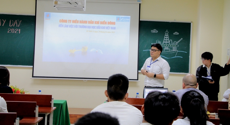 Ngày hội Company Day PVU 2021 – Cầu nối gắn kết mối quan hệ hữu cơ giữa doanh nghiệp, nhà trường và sinh viên