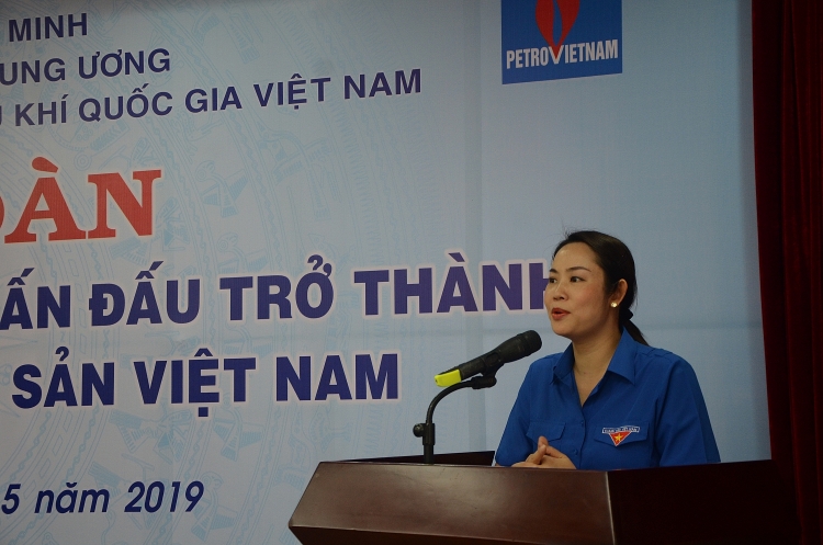 doan thanh nien tap doan to chuc dien dan dvtn phan dau tro thanh dang vien dang cong san viet nam