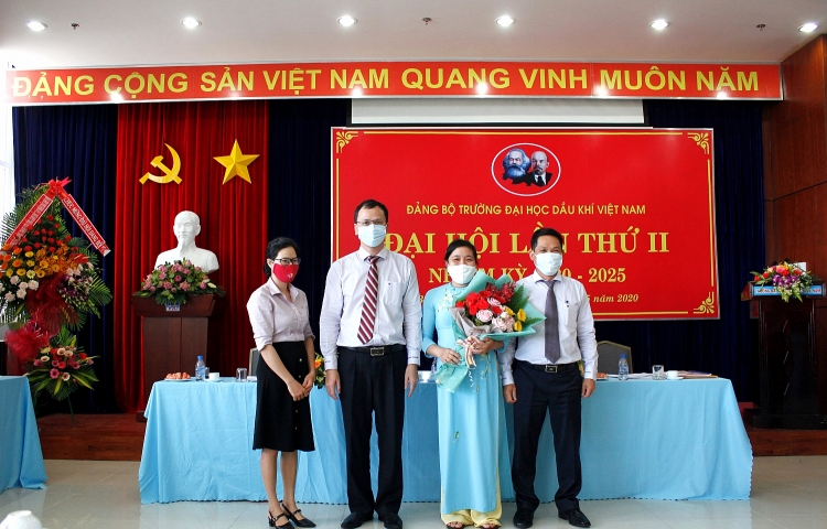 khong phai truong dai hoc nao o viet nam cung dat duoc