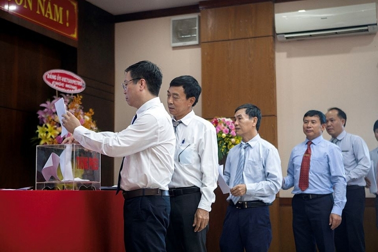chu dong trien khai ung dung tien bo cua cach mang cong nghe 40 vao san xuat cua vietsovpetro