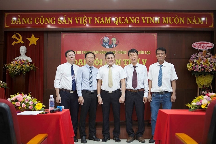 chu dong trien khai ung dung tien bo cua cach mang cong nghe 40 vao san xuat cua vietsovpetro