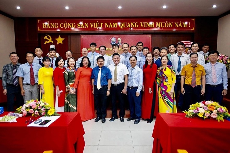 chu dong trien khai ung dung tien bo cua cach mang cong nghe 40 vao san xuat cua vietsovpetro
