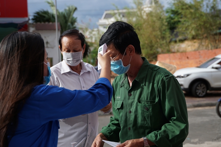 Cử tri Bà Rịa – Vũng Tàu hân hoan với “Ngày hội toàn dân bỏ phiếu” Cử tri Bà Rịa – Vũng Tàu hân hoan với “Ngày hội toàn dân bỏ phiếu”