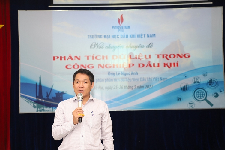 PVU tổ chức nói chuyện Chuyên đề “ Phân tích dữ liệu trong Công nghiệp Dầu khí” PVU tổ chức Nói chuyện chuyên đề “Phân tích dữ liệu trong Công nghiệp Dầu khí”