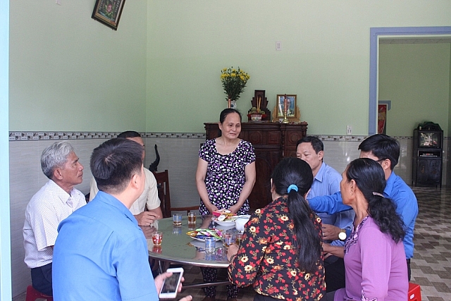 doan thanh nien vietsovpetro ban giao nha dai doan ket tai ba ria vung tau