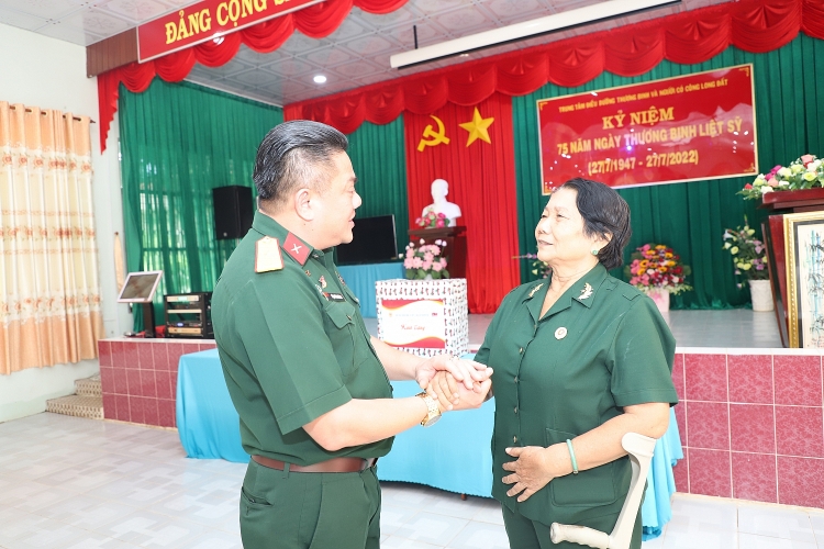 Vietsovpetro tổ chức chuỗi hoạt động tri ân Ngày Thương binh - Liệt sĩ 27/7