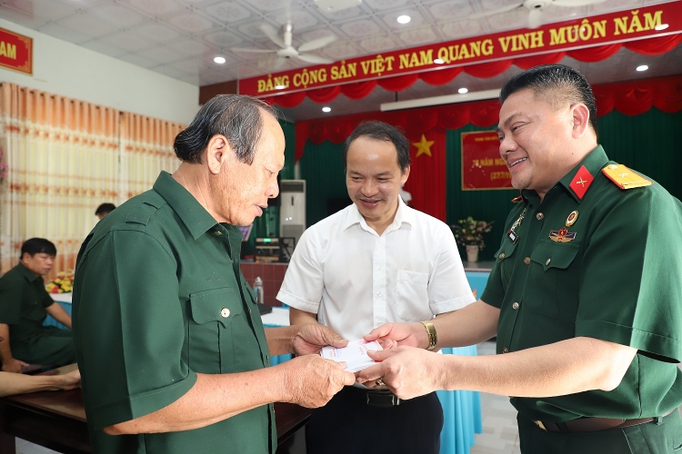 Vietsovpetro tổ chức chuỗi hoạt động tri ân Ngày Thương binh - Liệt sĩ 27/7