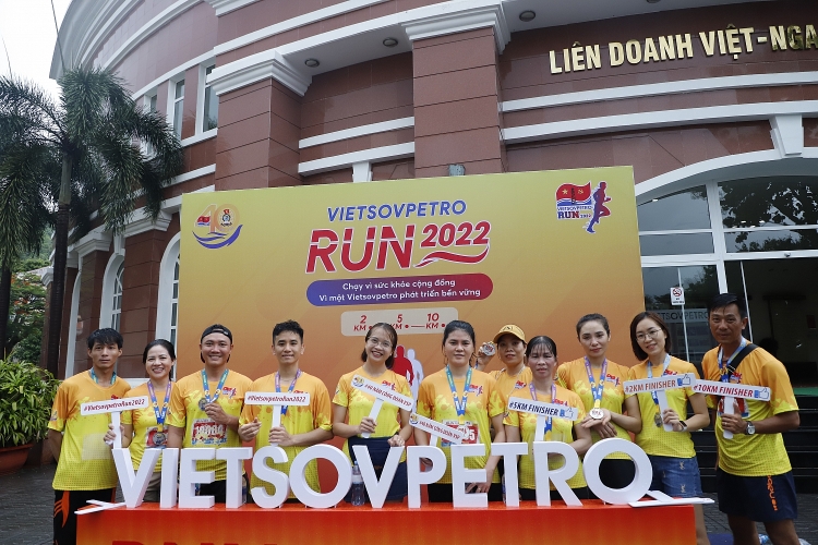 Chạy Vì sức khỏe cộng đồng - Vì một Vietsovpetro phát triển bền vững