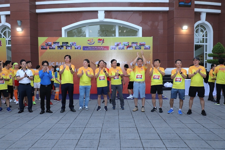 Vietsovpetro Run 2022 với chủ đề “Chạy Vì sức khỏe cộng đồng - Vì một Vietsovpetro phát triển bền vững” Chạy Vì sức khỏe cộng đồng - Vì một Vietsovpetro phát triển bền vững