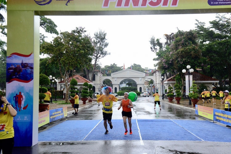 Vietsovpetro Run 2022 với chủ đề “Chạy Vì sức khỏe cộng đồng   Vì một Vietsovpetro phát triển bền vững”