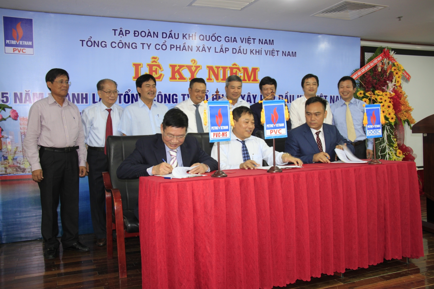 cac su kien noi bat cua pvn trong tuan tu 89 den 159
