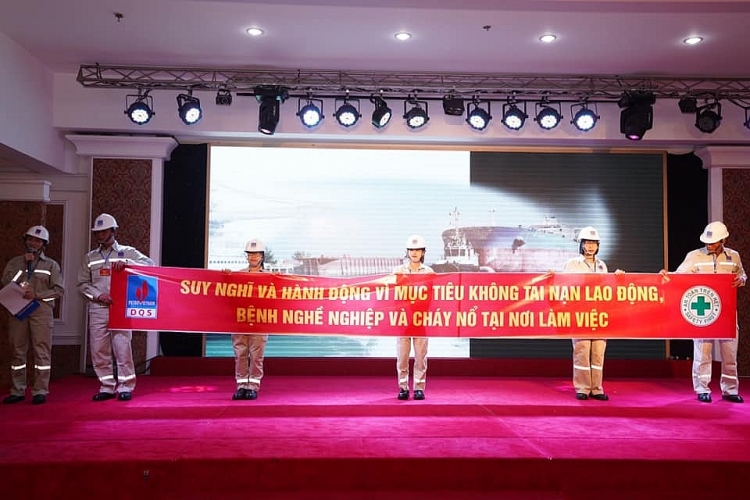 nhung hinh anh an tuong cua hoi thi an toan ve sinh vien gioi nganh dau khi lan viii nam 2019
