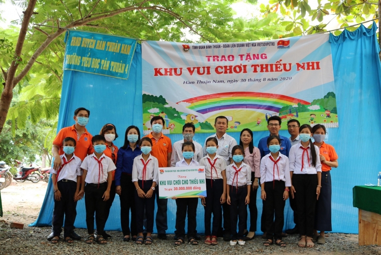 Vietsovpetro tổ chức chương trình 