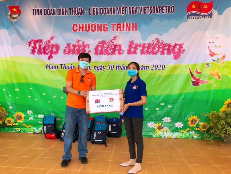 Vietsovpetro tổ chức chương trình 