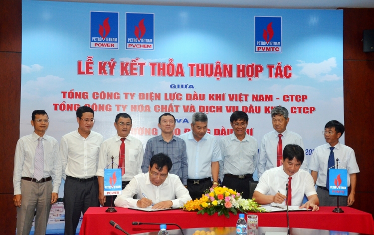 PVMTC cùng PV Power và PVChem ký kết các thỏa thuận hợp tác cung ứng các hoạt động dịch vụ