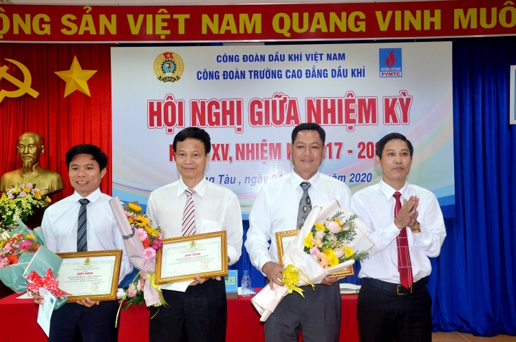 Công đoàn PVMTC đồng hành cùng Ban giám hiệu nhà trường 