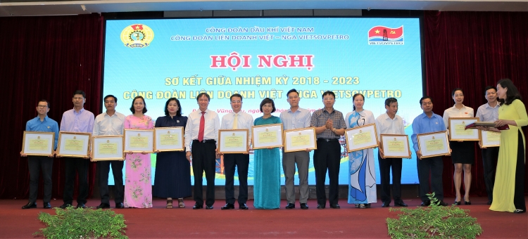 Công đoàn Vietsovpetro: Hoạt động hiệu quả - Chăm lo tốt đời sống người lao động